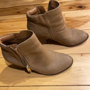 Women’s Aldo Ankle Boots Size 8.5